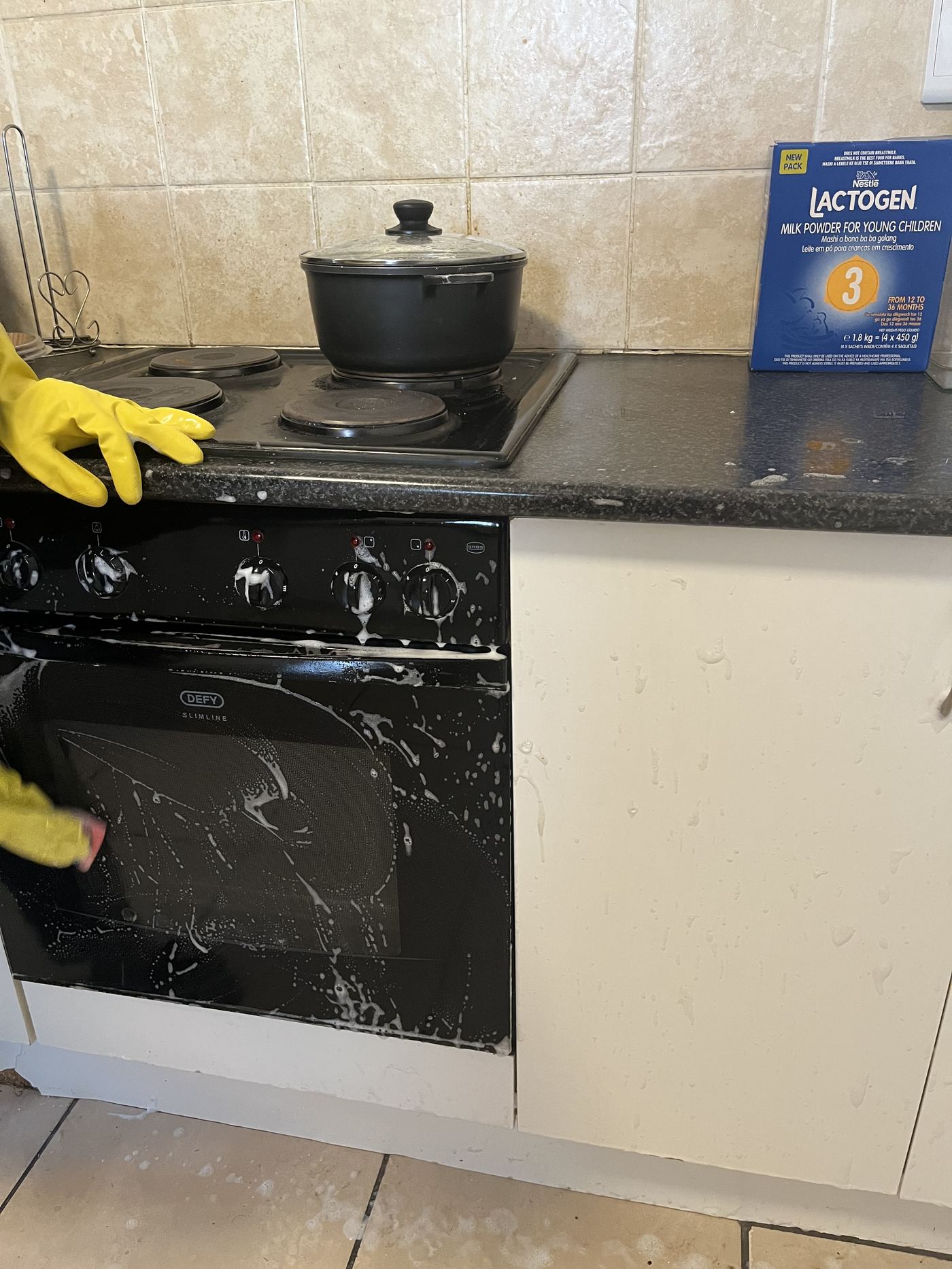 GLOMSA Group cleaning results in a home