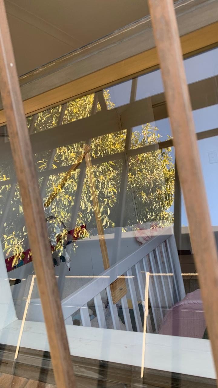 Streak-free window cleaned by GLOMSA Group, spotless glass throughout